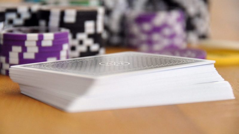 雷火电竞带你玩转五龙争霸骰宝：规则、策略与资金管理全攻略