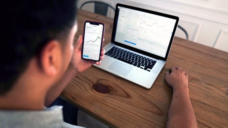雷火电竞：百家乐起手牌强度精析与科学决策框架